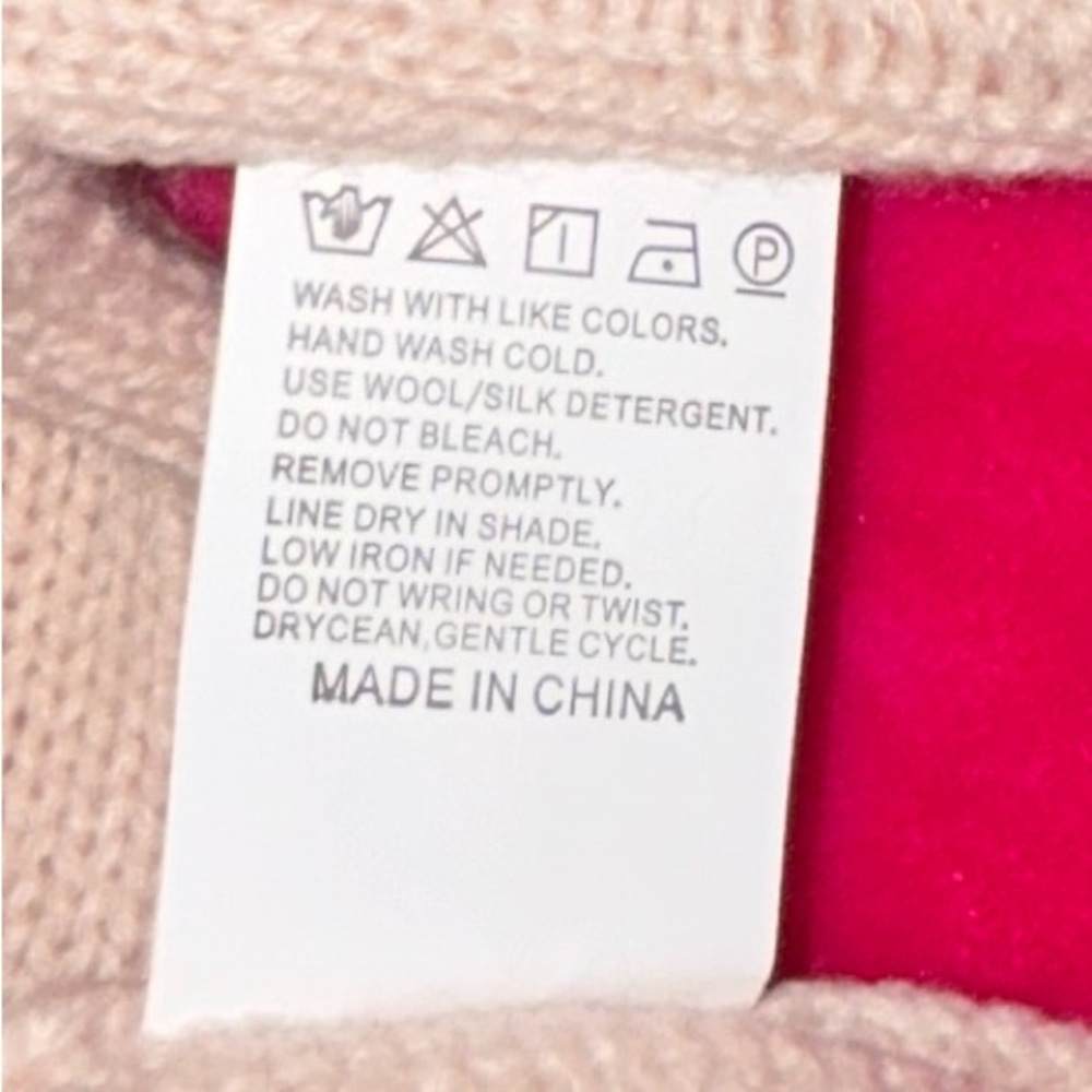 Cream colored lightweight sweater - Picture 5 of 7